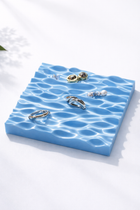 Trays & Storage