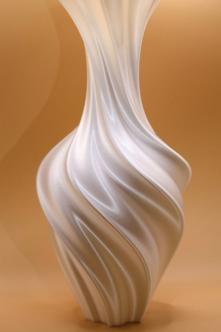 Silk Wave Vase - White